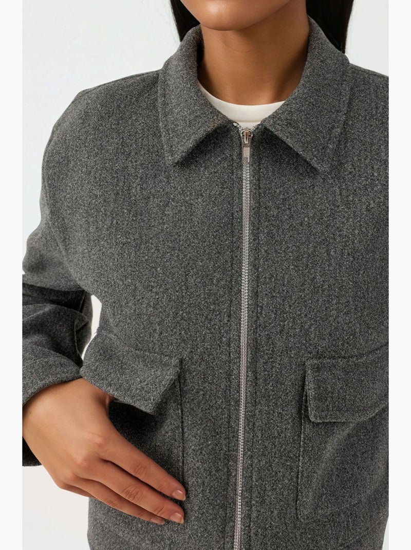 Giacca corta testurizzata con zip hiccup Grigio scuro - Kiabi
