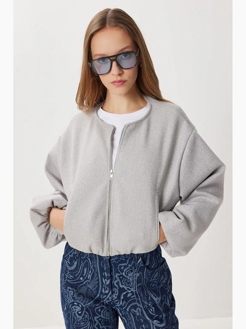 Giacca cropped testurizzata con zip istanbul - Kiabi Giacca cropped testurizzata con zip istanbul - Kiabi