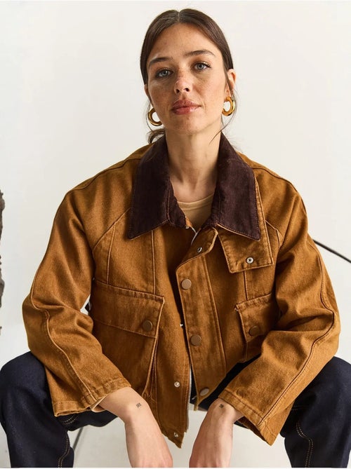Giacca di jeans oversize con chiusura a bottoni e tasche lucci - Kiabi Giacca di jeans oversize con chiusura a bottoni e tasche lucci - Kiabi