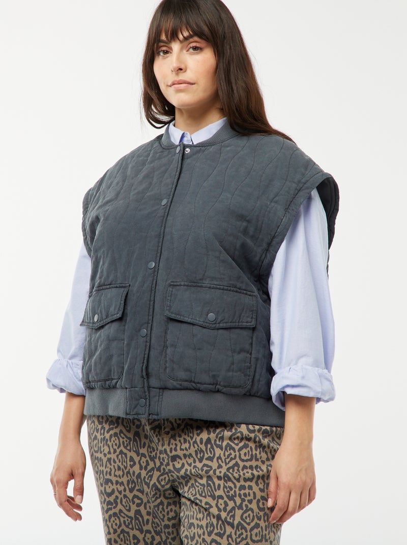 Giacca imbottita in cotone con onde verticali NERO - Kiabi