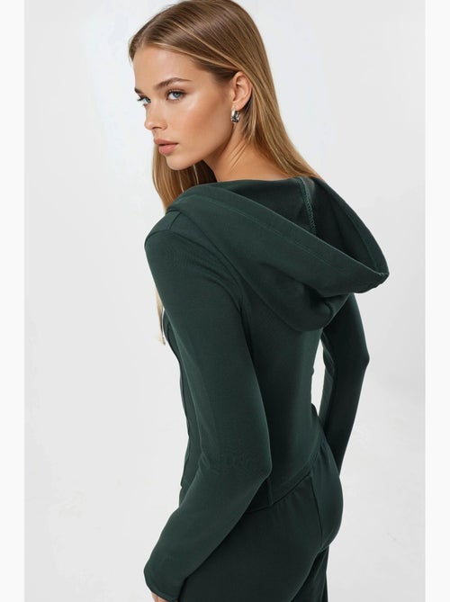 Giacca in cotone aderente con cappuccio e chiusura con zip busem - Kiabi Giacca in cotone aderente con cappuccio e chiusura con zip busem - Kiabi