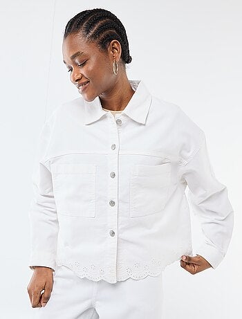 Giacca in denim abbottonata con ricamo in cotone tinta unita