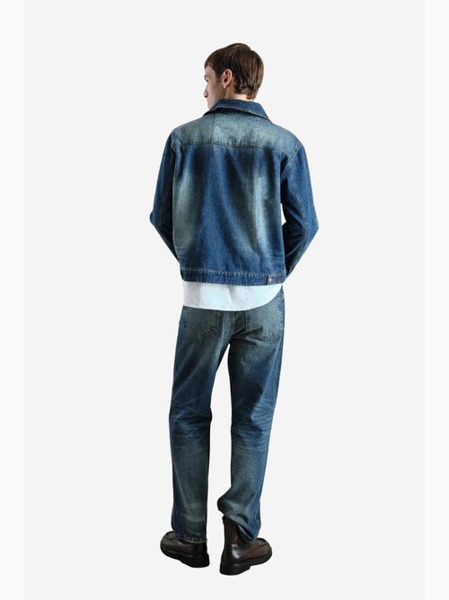 Giacca in denim abbottonata con tasca giesto - Kiabi Giacca in denim abbottonata con tasca giesto - Kiabi
