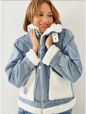 Giacca in denim con cintura in pelliccia sintetica lucci
