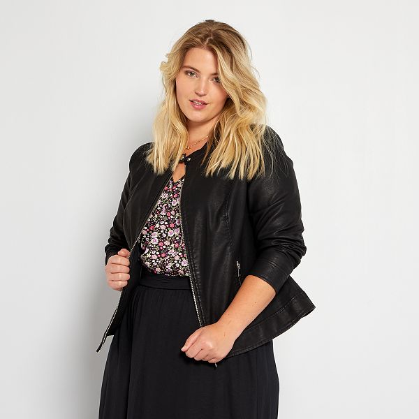 Giacca in similpelle Taglie forti donna NERO Kiabi 30,00€ Giacche in pelle ed ecopelle Taglie forti donna | taglia 60