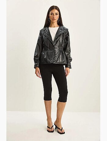 Giacca oversize in ecopelle con zip lucci