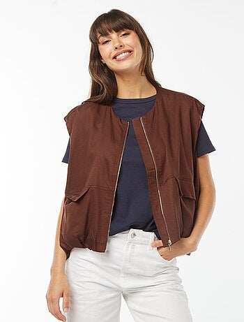 Giacca senza maniche satinata e con zip