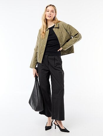 Giacca trapuntata tinta unita con colletto a camicia