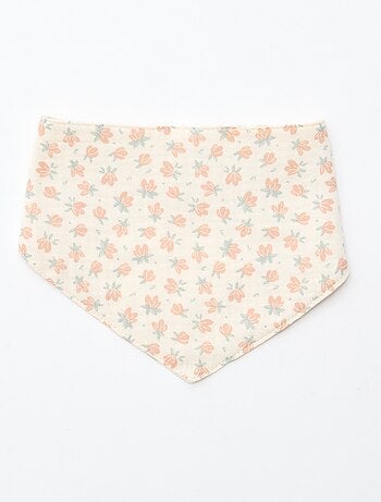 GIFTBOX brassiere + pantaloni + calzini + berretto + bavaglino