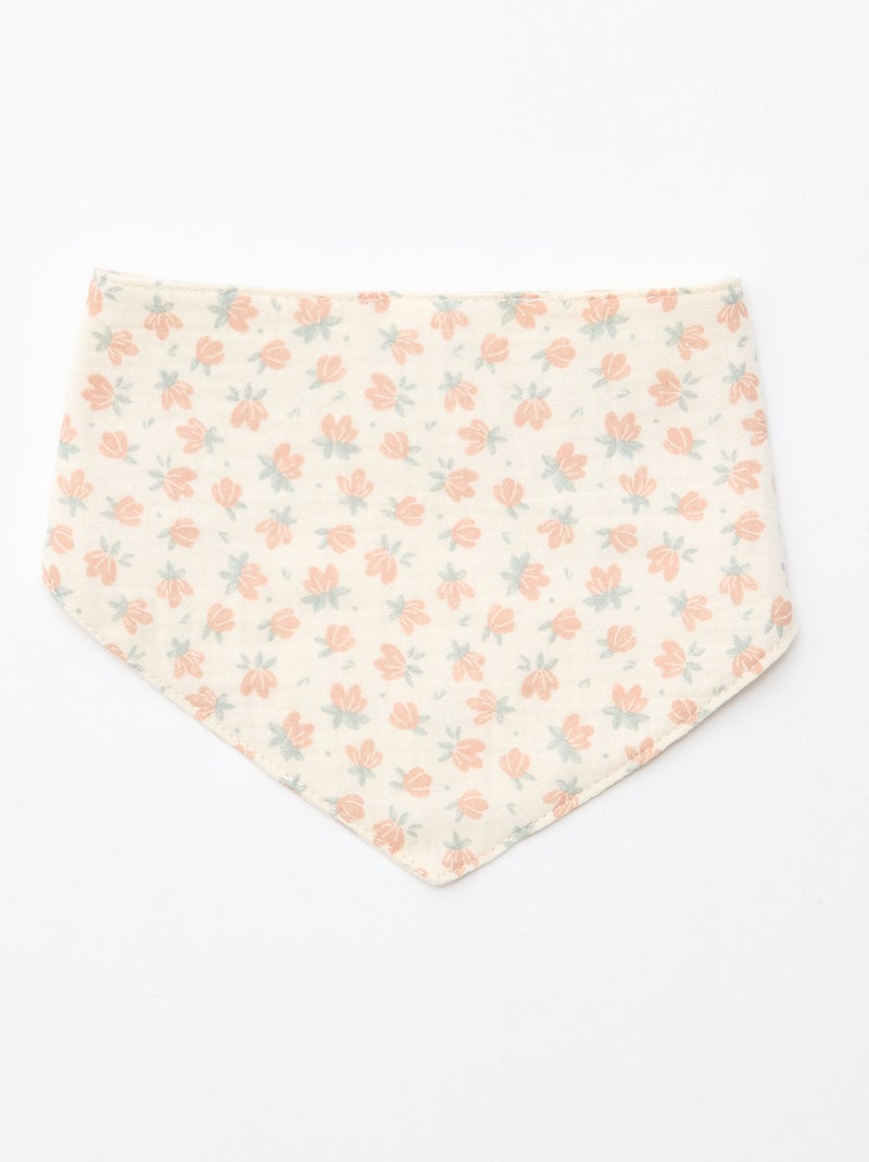 GIFTBOX brassière + pantalon + chaussettes + bonnet + bavoir Bianco - Kiabi