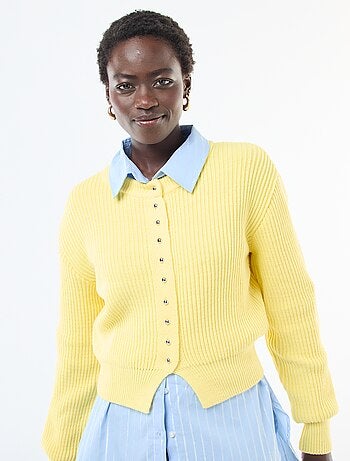 Cardigan abbottonato in maglia spessa