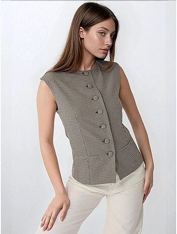 Gilet aderente a quadri con scollo rotondo
