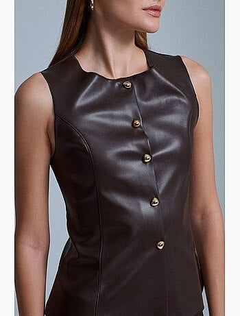 Gilet aderente in ecopelle con bottoni dilvin