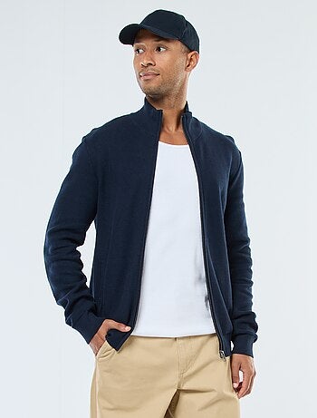 Gilet basic in maglia con 2 tasche e collo alto