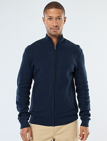 Gilet basic in maglia con 2 tasche e collo alto