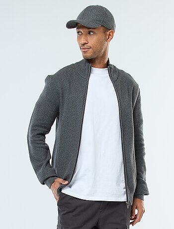 Gilet basic in maglia con 2 tasche e collo alto