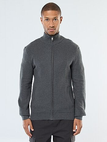 Gilet basic in maglia con 2 tasche e collo alto