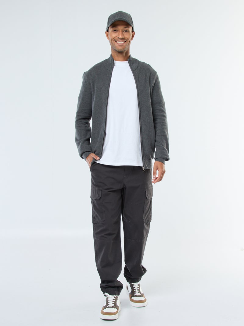 Gilet basic in maglia con 2 tasche e collo alto Grigio - Kiabi