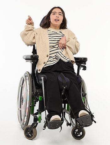 Gilet caldo con bottoni magnetici - collezione facile da indossare