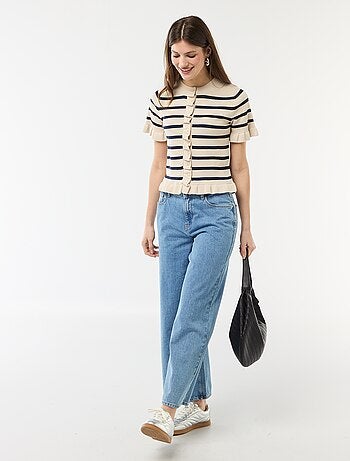 Gilet con bottoni e maniche a volant