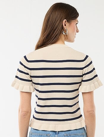 Gilet con bottoni e maniche a volant