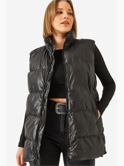 Gilet con doppia tasca con cerniera lucci - Kiabi Gilet con doppia tasca con cerniera lucci - Kiabi