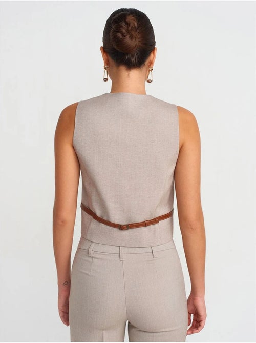 Gilet corto con cintura e scollo a v dilvin - Kiabi Gilet corto con cintura e scollo a v dilvin - Kiabi