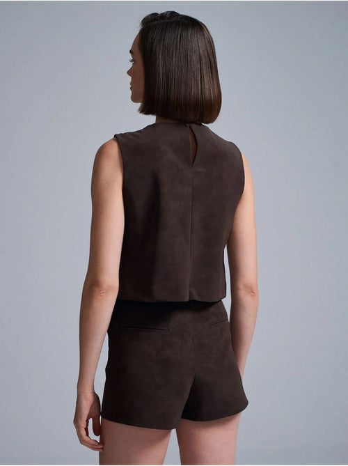 Gilet corto in ecopelle con bottoni dilvin - Kiabi Gilet corto in ecopelle con bottoni dilvin - Kiabi