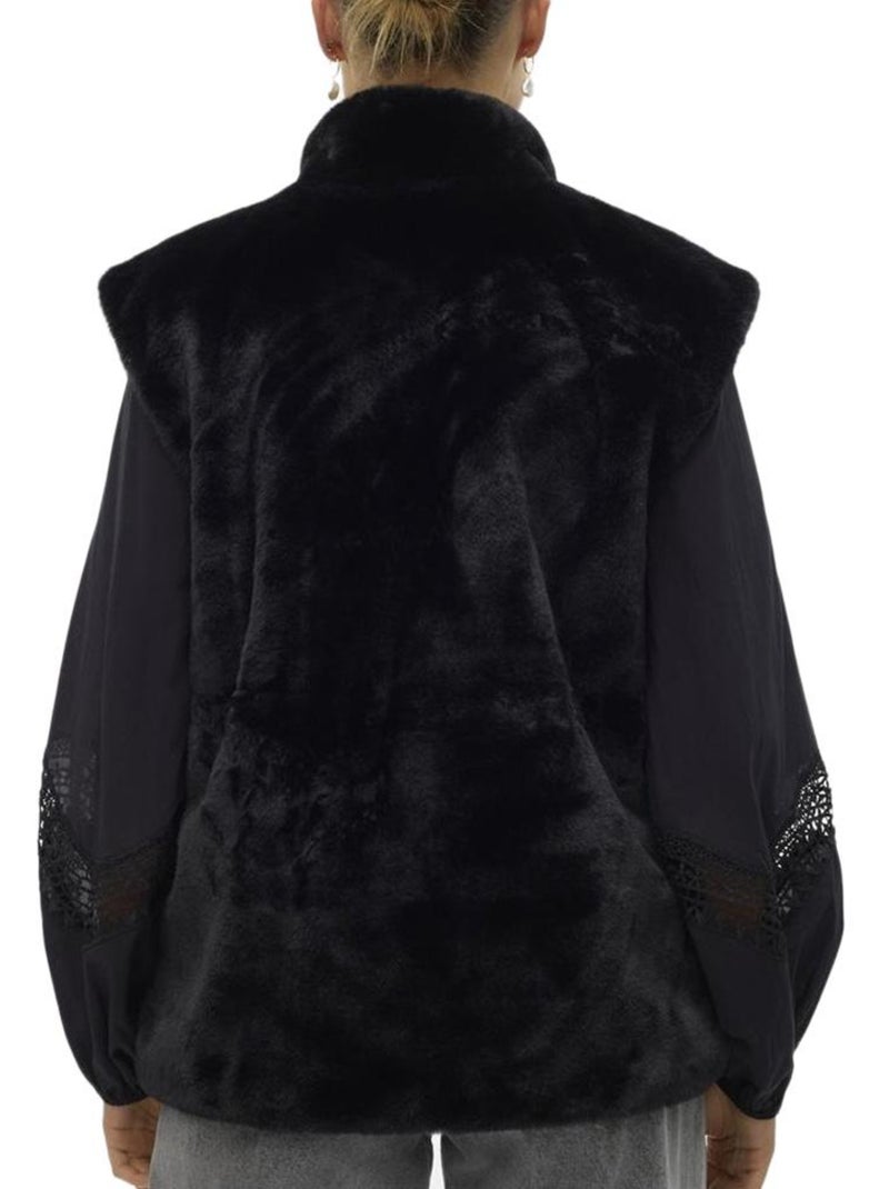 Gilet Donna in Pelliccia Sintetica Vero Moda Nero - Kiabi
