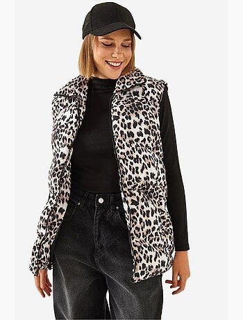 Gilet imbottito con stampa leopardata e collo alto lucci