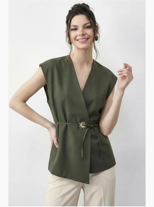 Gilet in crêpe con scollo a v e cintura lucci - Kiabi Gilet in crêpe con scollo a v e cintura lucci - Kiabi