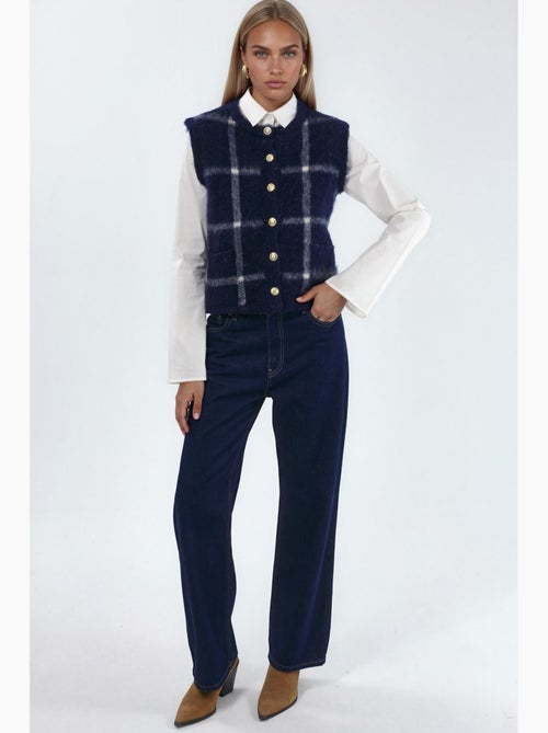 Gilet in maglia a quadri con girocollo e bottoni hiccup - Kiabi Gilet in maglia a quadri con girocollo e bottoni hiccup - Kiabi