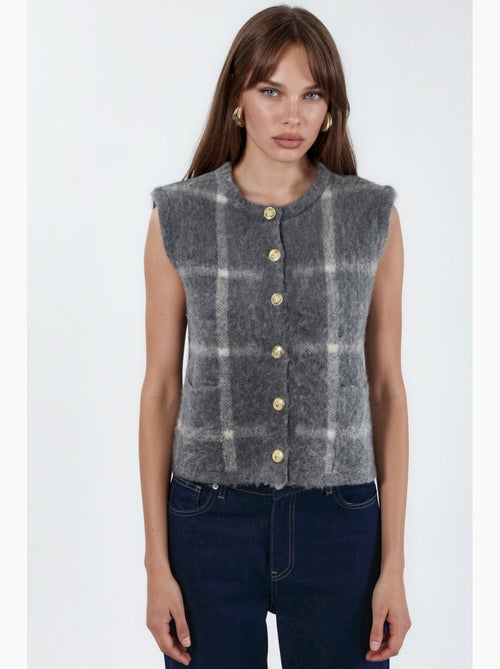 Gilet in maglia a quadri con girocollo e bottoni hiccup - Kiabi Gilet in maglia a quadri con girocollo e bottoni hiccup - Kiabi
