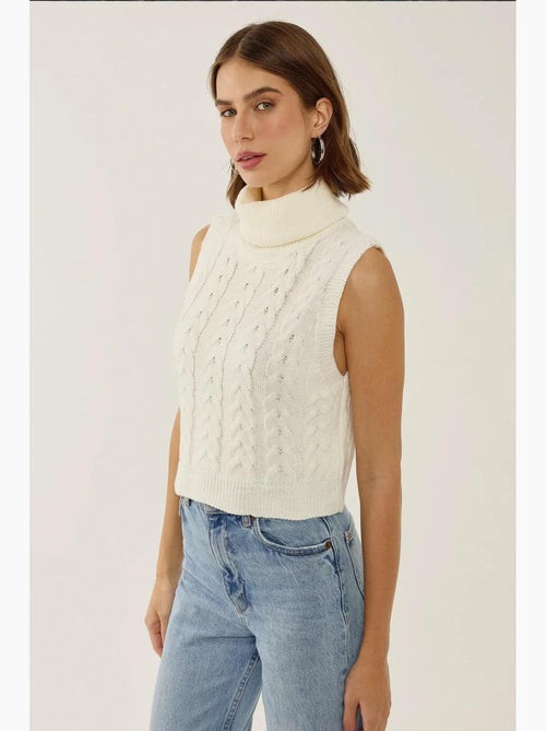 Gilet in maglia con dolcevita e motivo a treccia hiccup - Kiabi Gilet in maglia con dolcevita e motivo a treccia hiccup - Kiabi