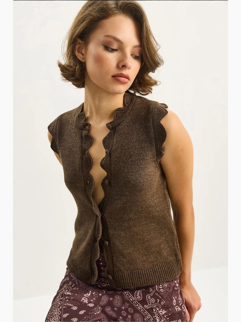 Gilet in maglia con ruches e girocollo lucci Marrone scuro - Kiabi