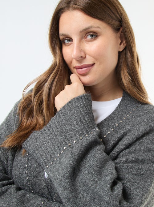 Gilet lungo abbottonato 'Only Carmakoma' con borchie decorative - Kiabi