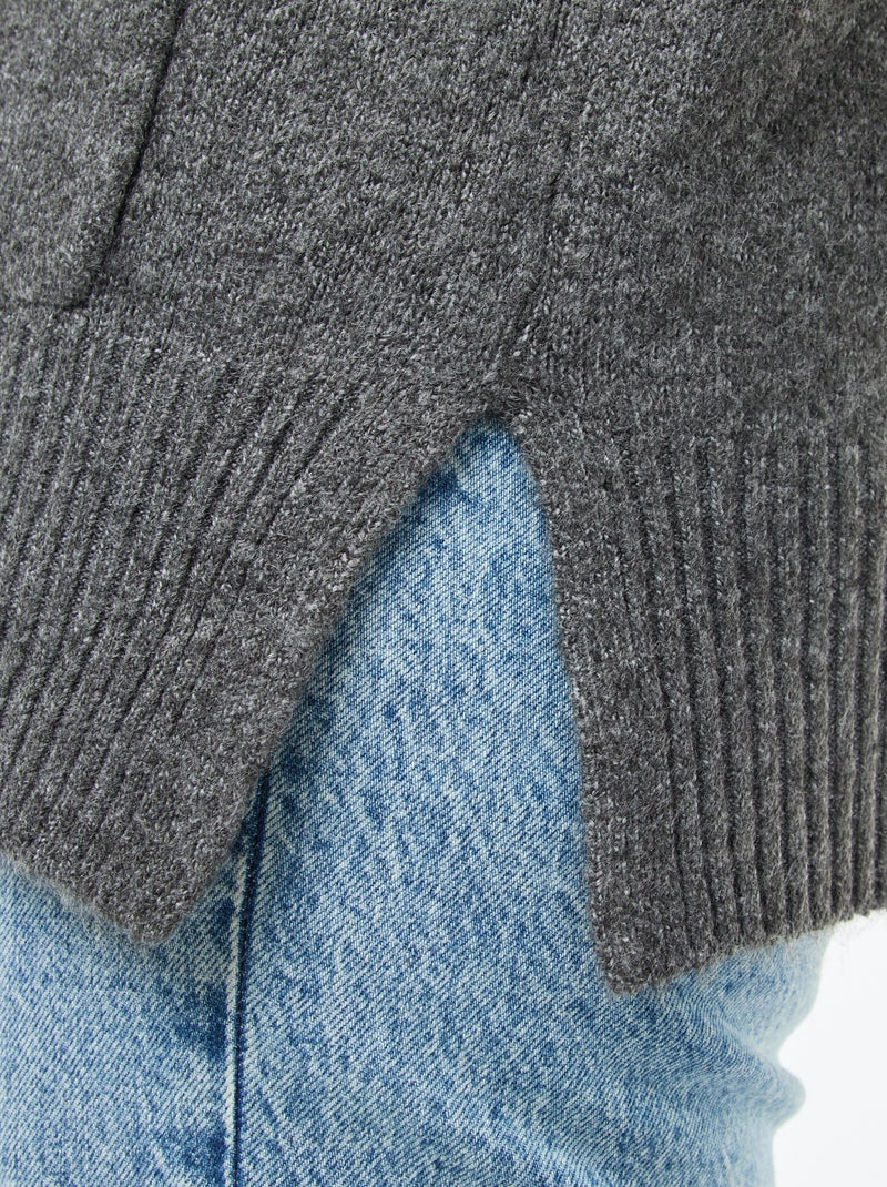 Gilet lungo abbottonato 'Only Carmakoma' con borchie decorative Grigio - Kiabi