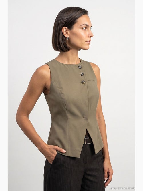 Gilet sartoriale sagomato dilvin - Kiabi Gilet sartoriale sagomato dilvin - Kiabi