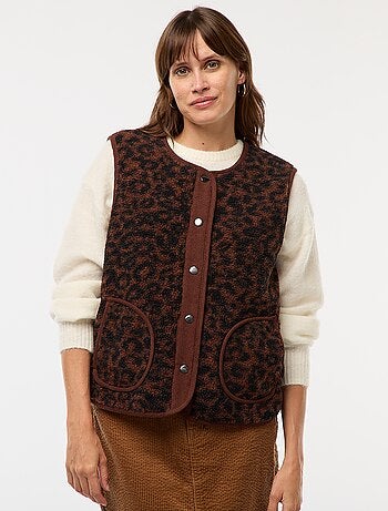 Gilet smanicato effetto montone