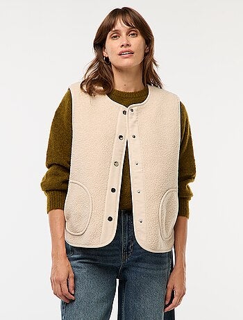 Gilet smanicato effetto montone