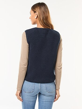 Gilet smanicato effetto montone