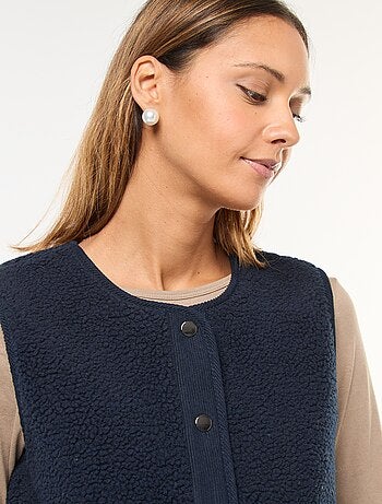 Gilet smanicato effetto montone