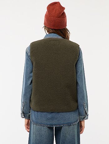Gilet smanicato effetto montone