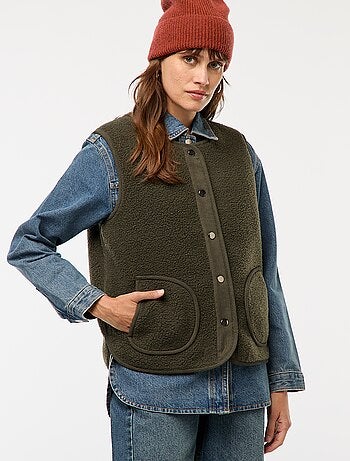Gilet smanicato effetto montone