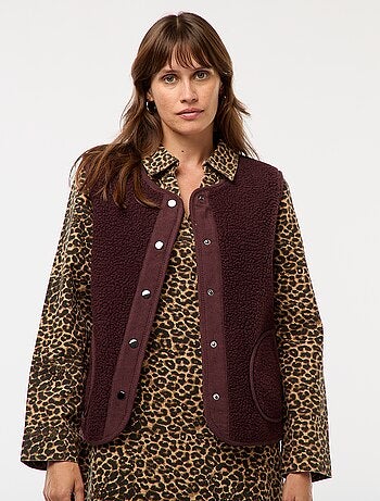 Gilet smanicato effetto montone