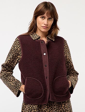 Gilet smanicato effetto montone