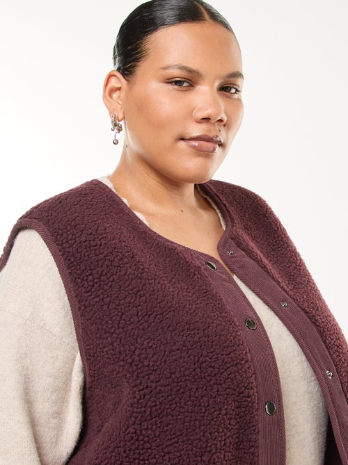 Gilet smanicato effetto montone - Kiabi