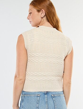 Gilet smanicato in maglia a trecce