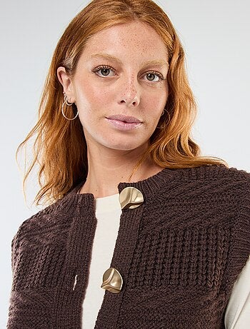 Gilet smanicato in maglia a trecce