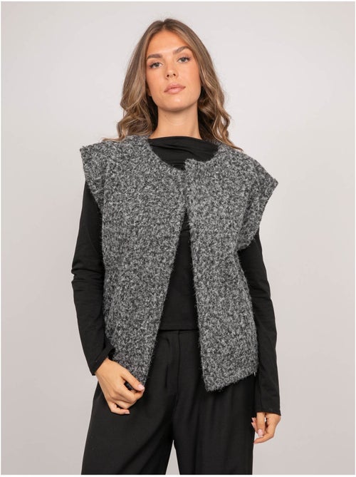 Gilet smanicato in maglia bouclé ujara - Kiabi